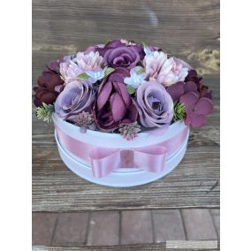 Lila és árnyalatai box